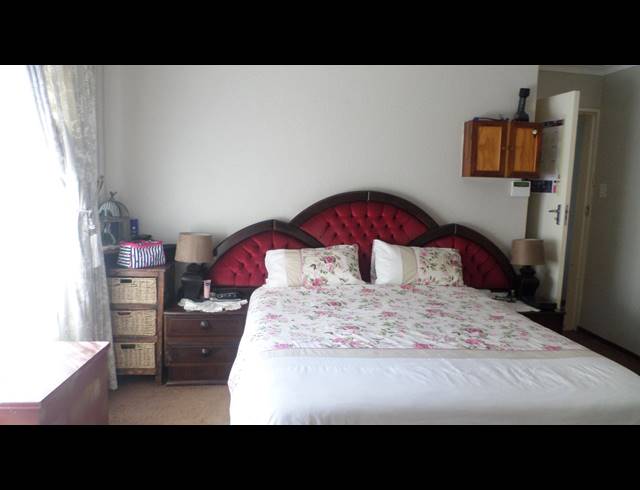 3 BEDROOM HOUSE SOLD IN HESTEAPARK